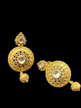 Load image into Gallery viewer, Antique Kundan Set